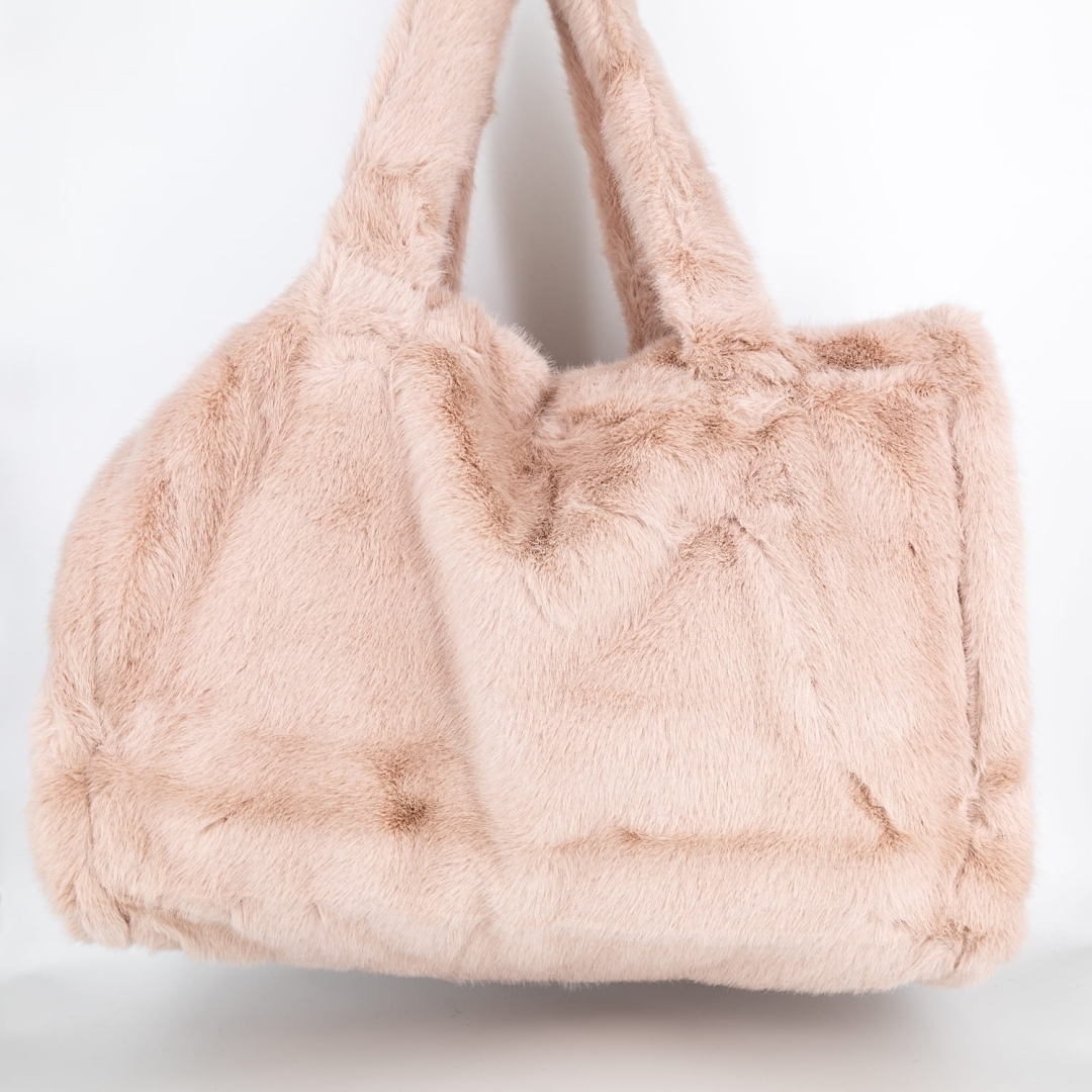 Duża futrzana torebka shopperka Alfedena pudrowy róż