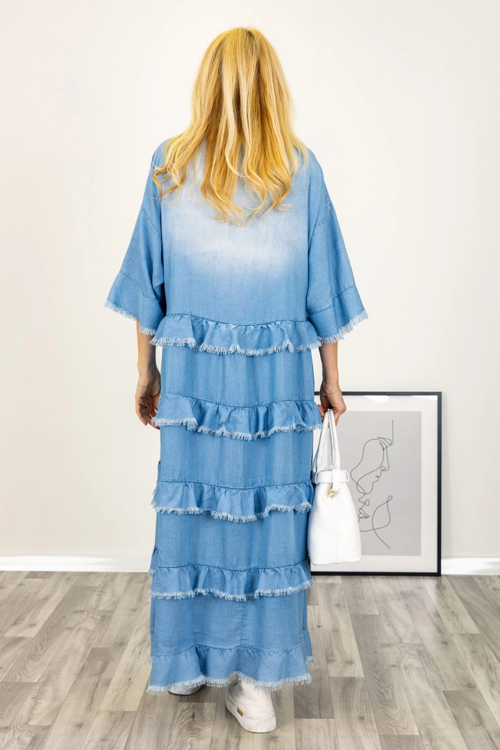 Długa sukienka jeansowa oversize light denim blue z falbankami i dekoltem V