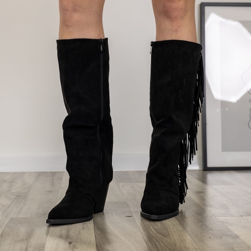 Czarne kozaki z frędzlami na obcasie, buty w stylu western