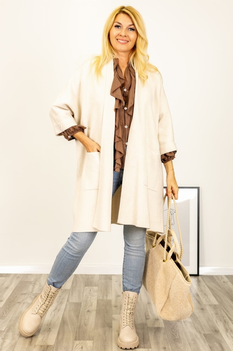 Narzutka kardigan Buggioa duże kieszenie beżowy jasny