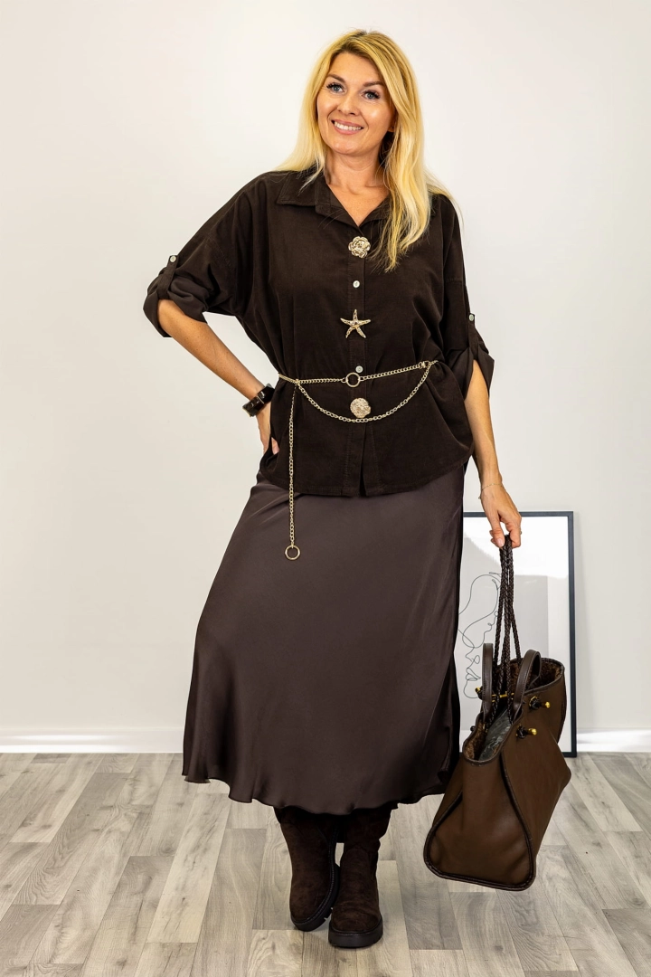 Brązowa koszula Antaresa — asymetryczna, z podpinanymi rękawami, dla kobiet w ciąży i plus size