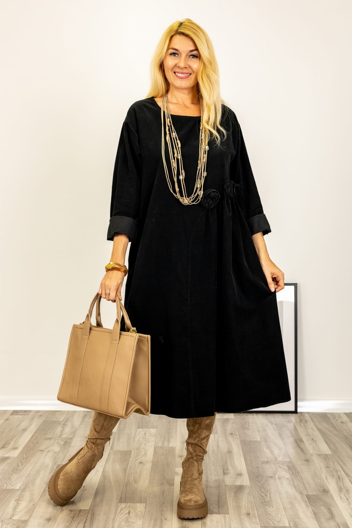 Sukienka Monteodorisioa czarna z różami 3D elegancka Antaresa