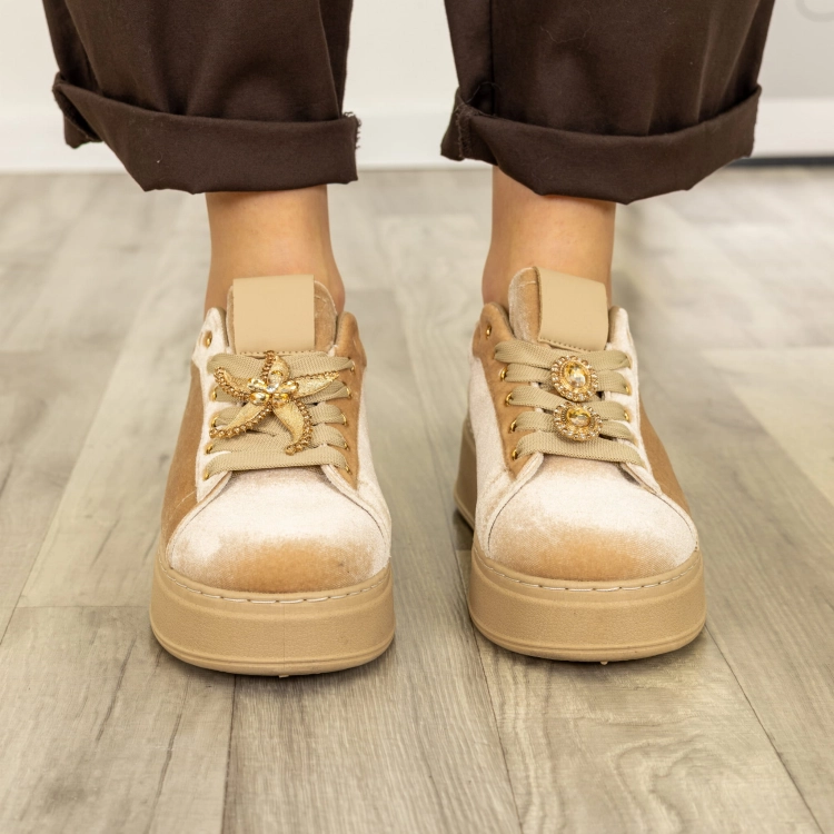 Sneakersy Pianobattaglia beżowe welurowe na platformie z ozdobną rozgwiazdą