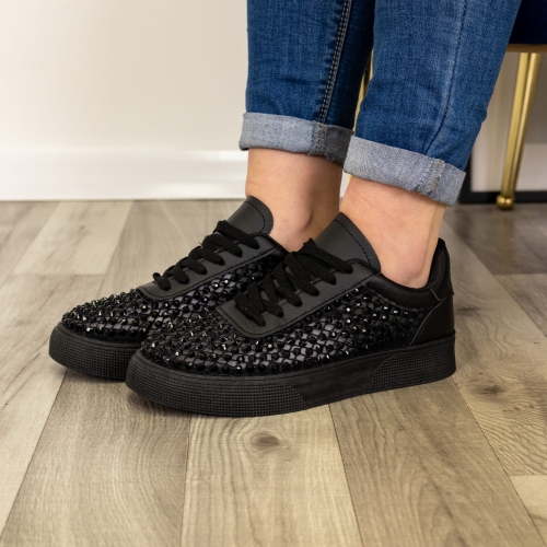 Czarne sneakersy Piobesi z dużymi cyrkoniami na przodzie i bokach