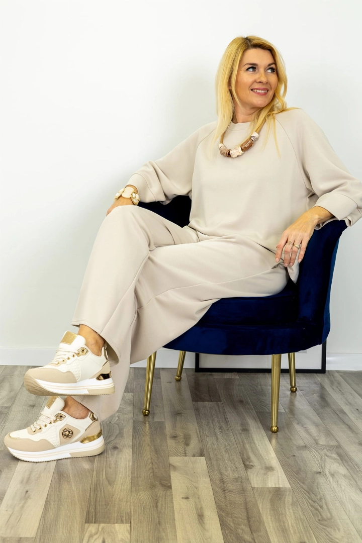 spodnie wide leg Guilmi beżowe o luźnym nowoczesnym fasonie