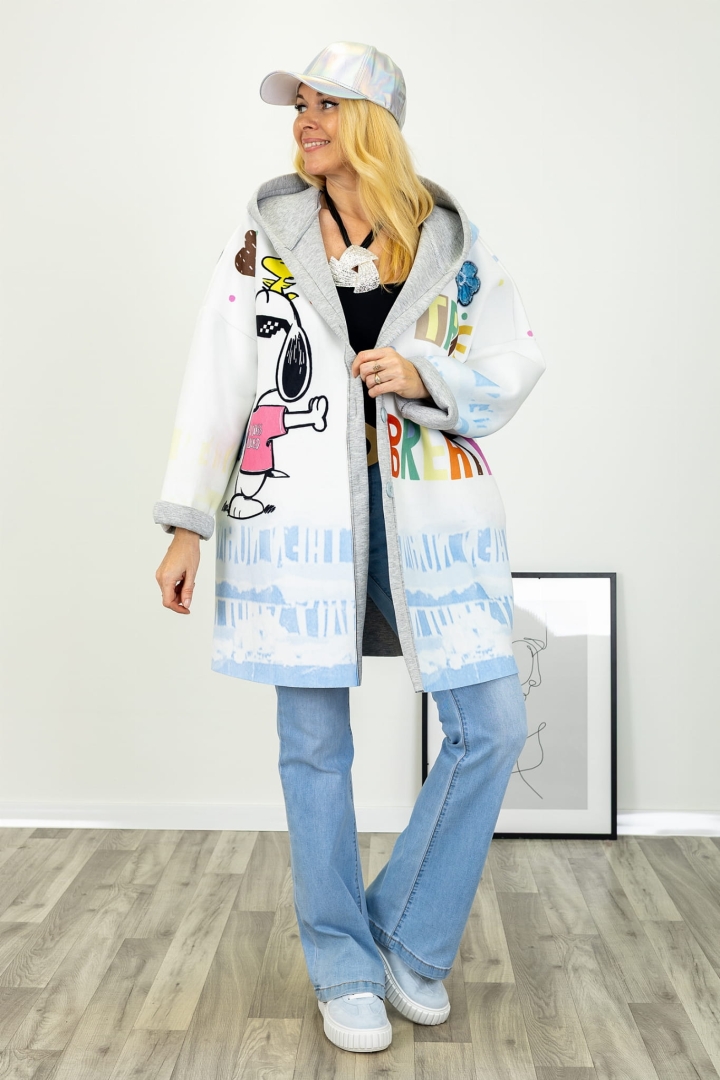 Oversizowa bluza Tonara w kolorze ecru z kapturem szerokimi rękawami kieszeniami i nadrukiem piesek w okularach Antaresa