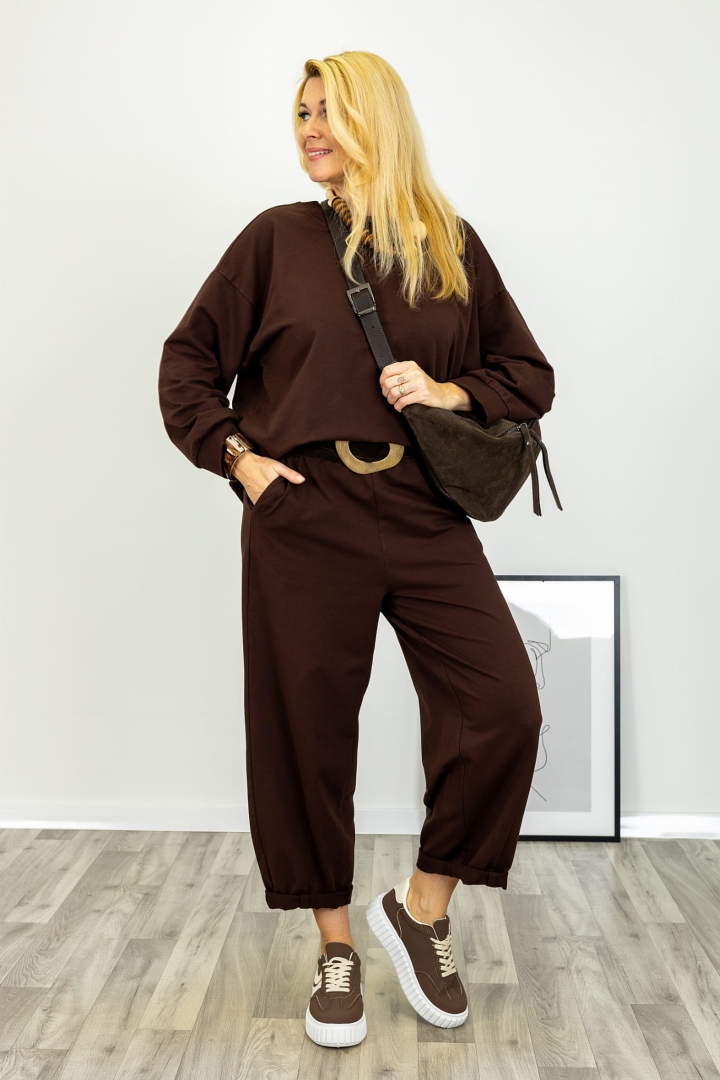 spodnie brązowe wide leg z elastycznym pasem i kieszeniami