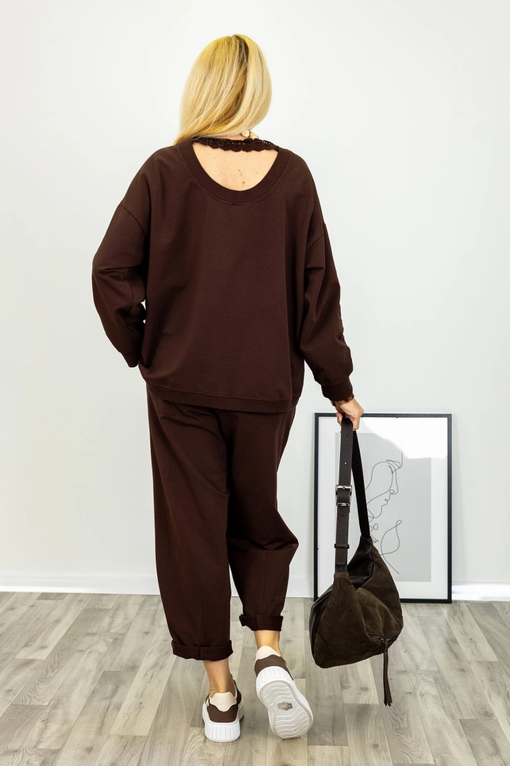 bluza brązowa Roccamontepiano o luźnym kroju z ażurową wstawką na plecach