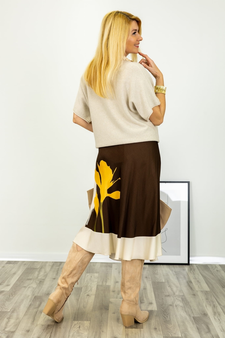 Spódnica Sanmauro midi wiskoza Mihos z motywem kwiatowym