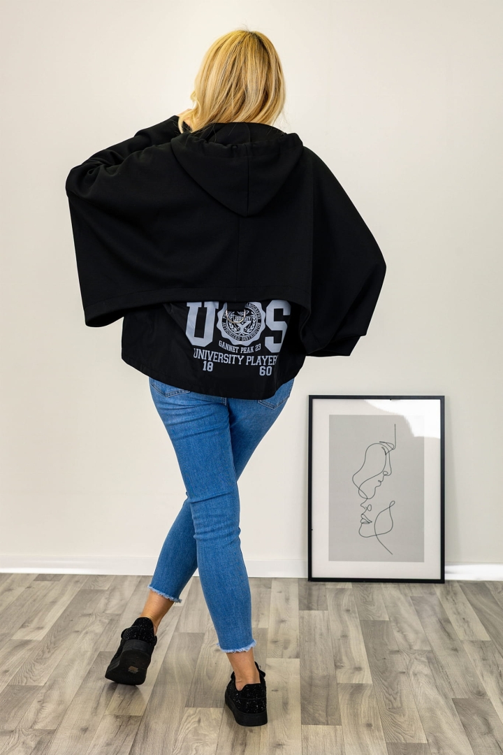 Czarna bluza Geracisiculo z ortalionową wstawką na plecach i kieszeniami