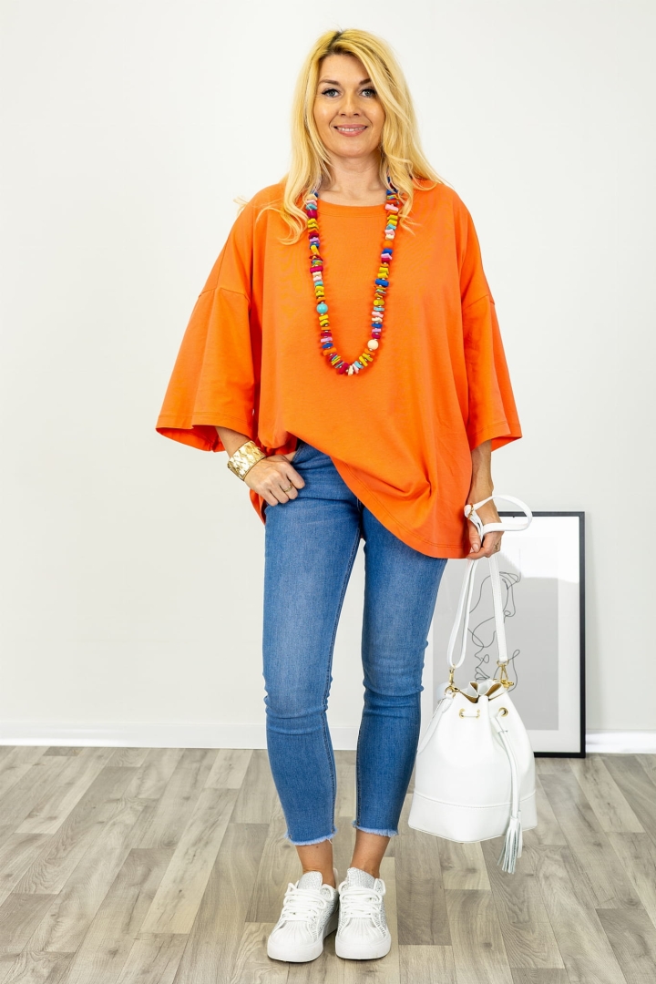 T-shirt mega oversize z obniżoną linią ramion krótkim rękawem i okrągłym dekoltem Cadiroggio koralowy