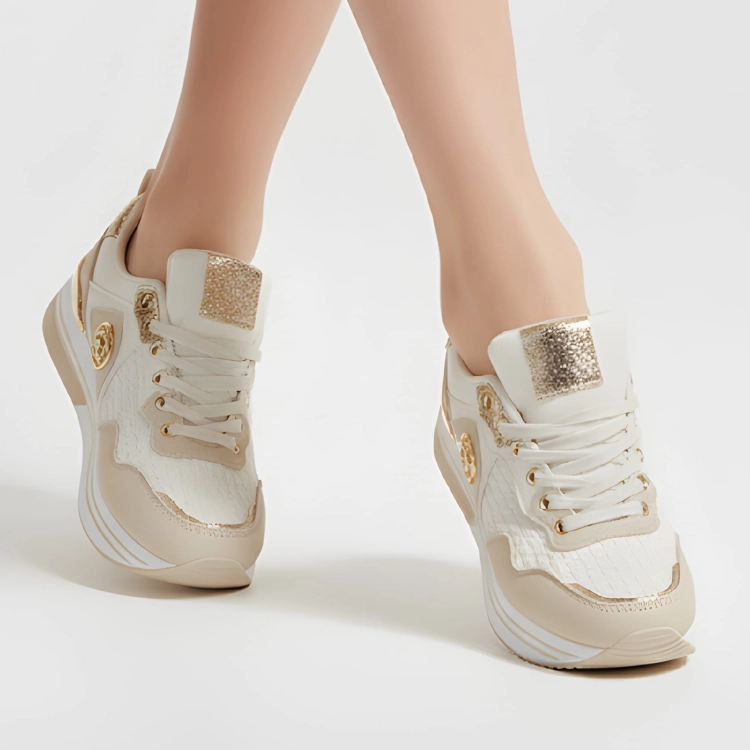 Eleganckie sneakersy Frassinetto beżowo-złote do codziennych stylizacji miejskich