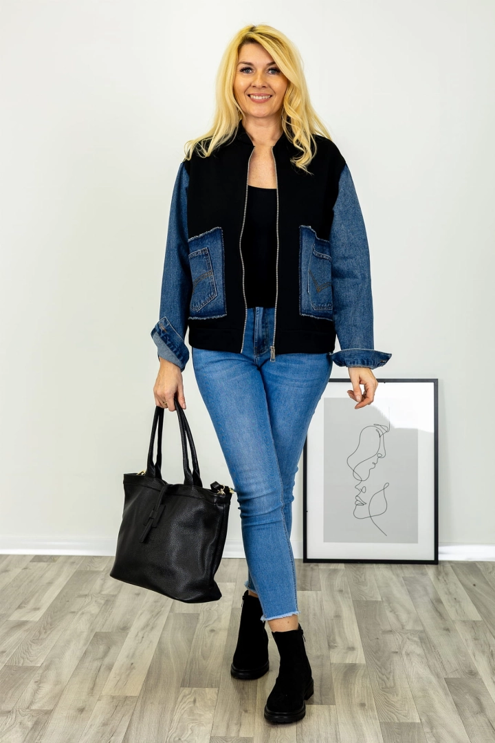 Bluza Cedrasco czarna z kieszeniami wykonanymi z jeansu