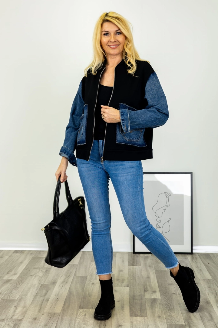 Bluza damska Cedrasco czarna na suwak z jeansowymi rękawami