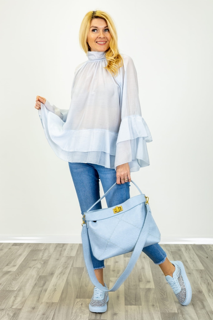 Bluzka półtransparentna z długim rękawem z falbanami i wiązaniem z tyłu Granaglione błękitna