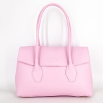 Skórzana torebka na ramię Gianella z klapką na magnes minimalistyczna casualowa pudrowy róż