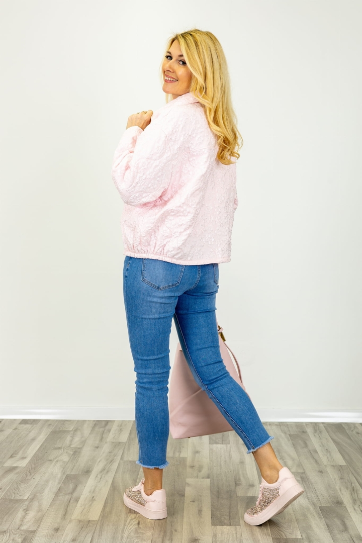 Pudrowo różowa kurtka Muccignano z kieszeniami i kołnierzem