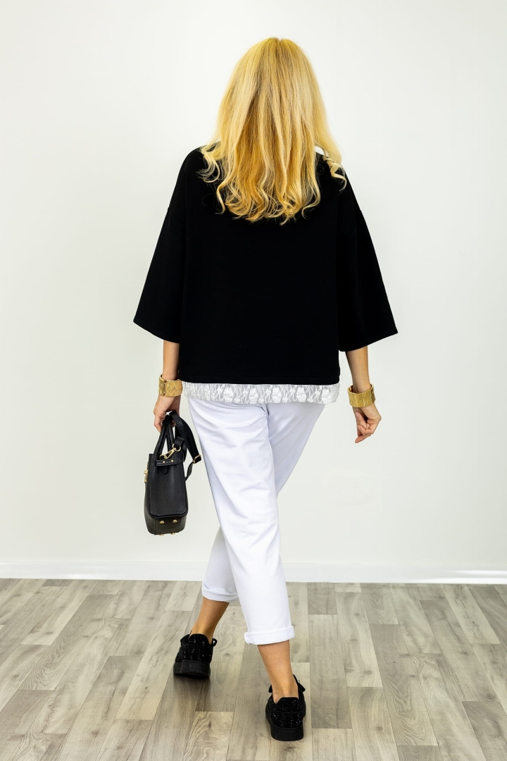 Bluzka Sulbiate czarna damska z dekoracyjnymi detalami koronka