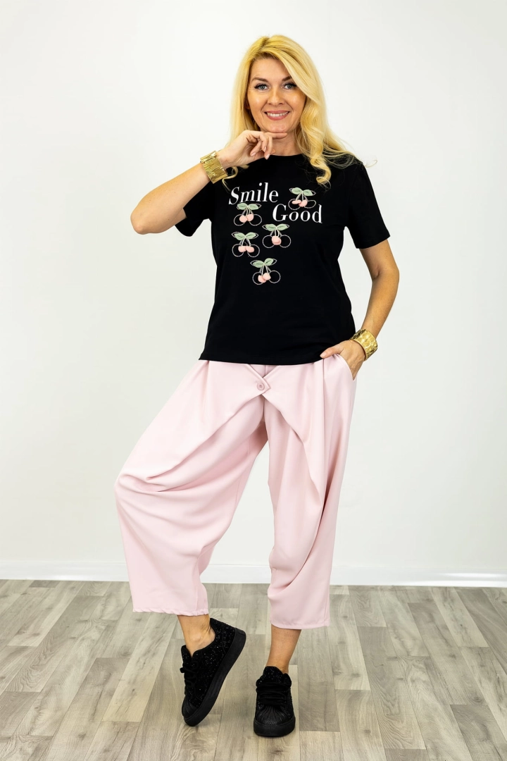 Czarny t-shirt Villamarzana z krótkim rękawem okrągłym dekoltem i aplikacją wisienek 3D Antaresa