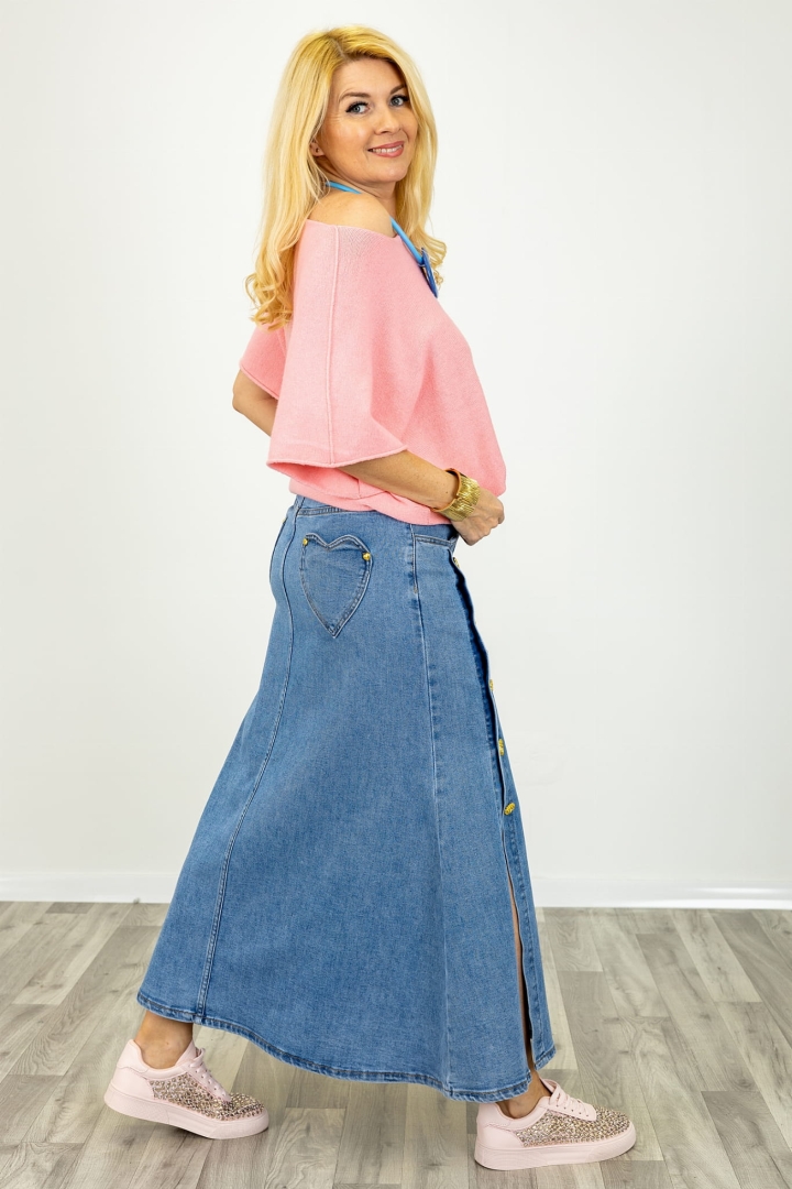 Jeansowa spódnica Ottati denim blue o fasonie litery A i długości maxi Antaresa.