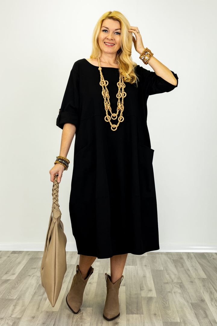 Sukienka midi oversize czarna Focognano z przeszyciami i okrągłym dekoltem