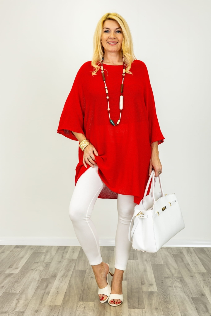 Tunika oversize Tornimparte czerwona z rękawem kimono i okrągłym dekoltem z możliwością opuszczenia na ramię