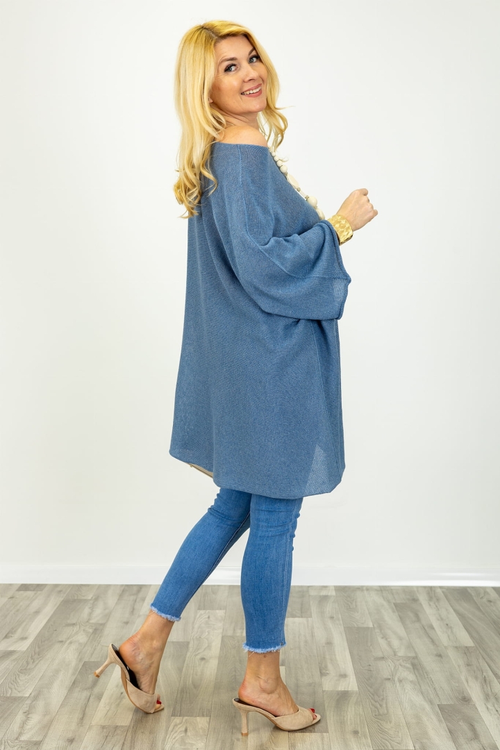 Tunika Tornimparte denim blue o mega oversizowym fasonie z długim rękawem kimono i okrągłym dekoltem