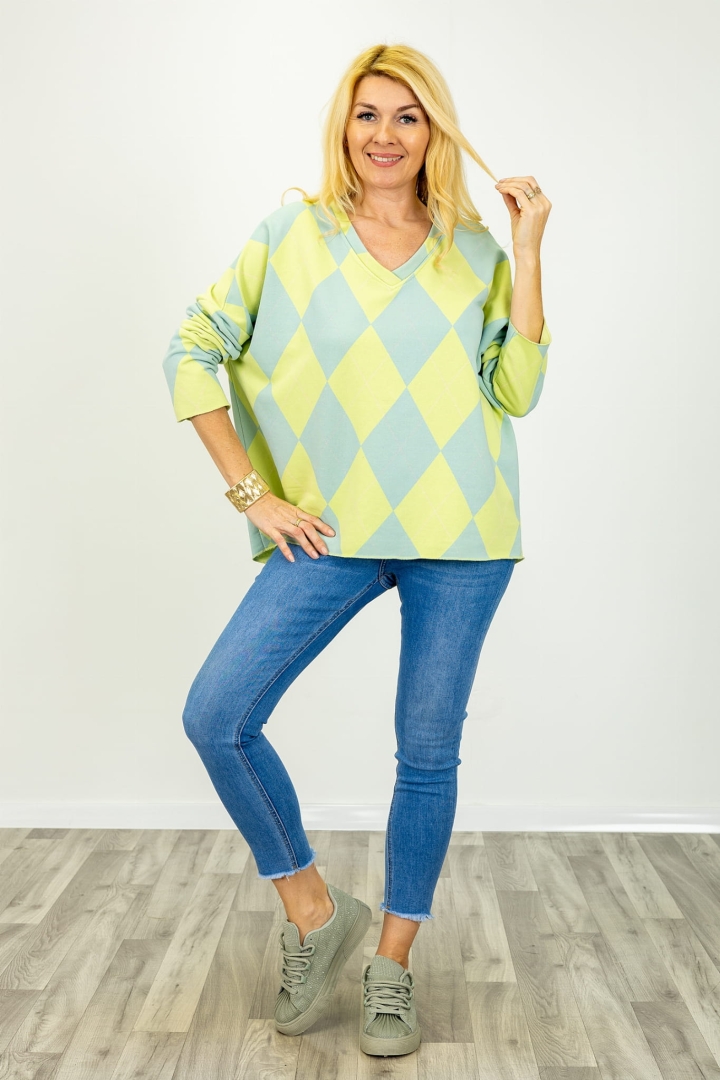 Bluzka w romby Cavallermaggiore błękitno limonkowa asymetryczny fason dekolt V