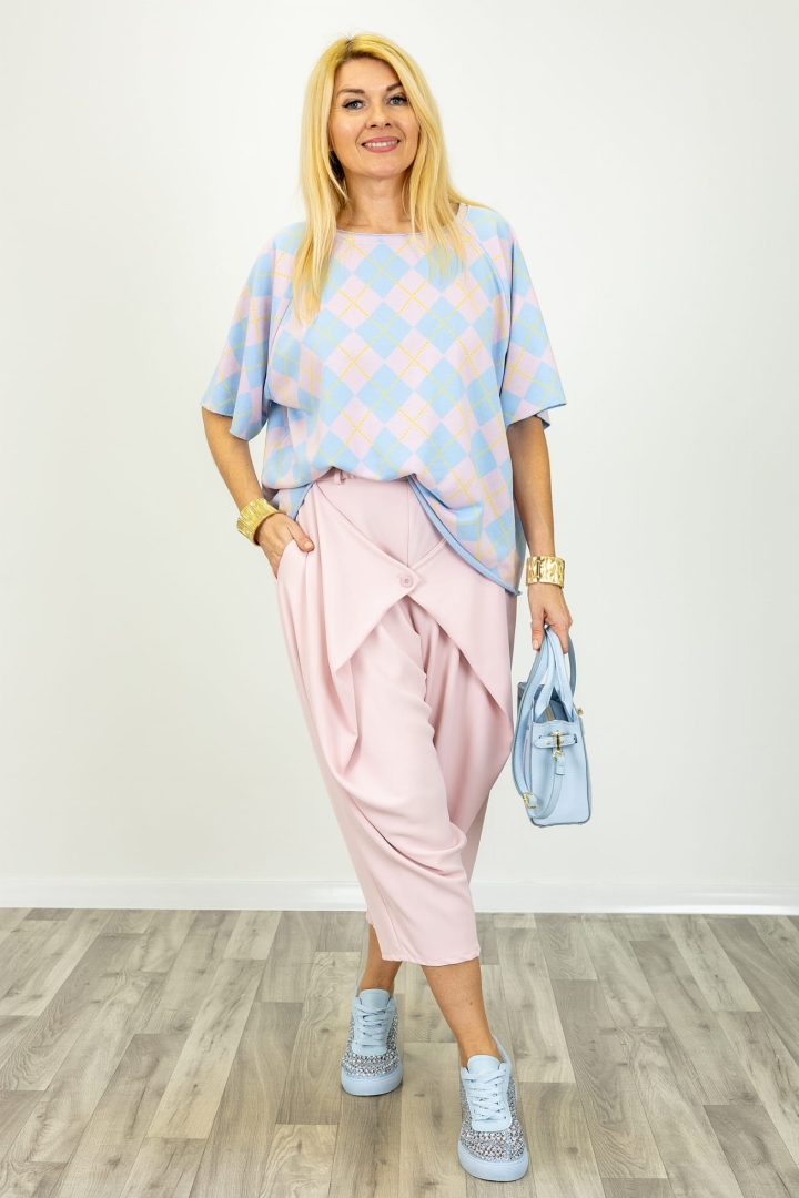 Bluzka oversize z krótkim rękawem okrągłym dekoltem w romby Rosignano błękitna z pudrowym różem