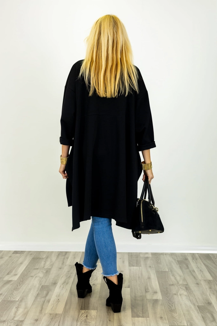 Płaszczyk oversize plus size czarny z kieszeniami Montescudaio