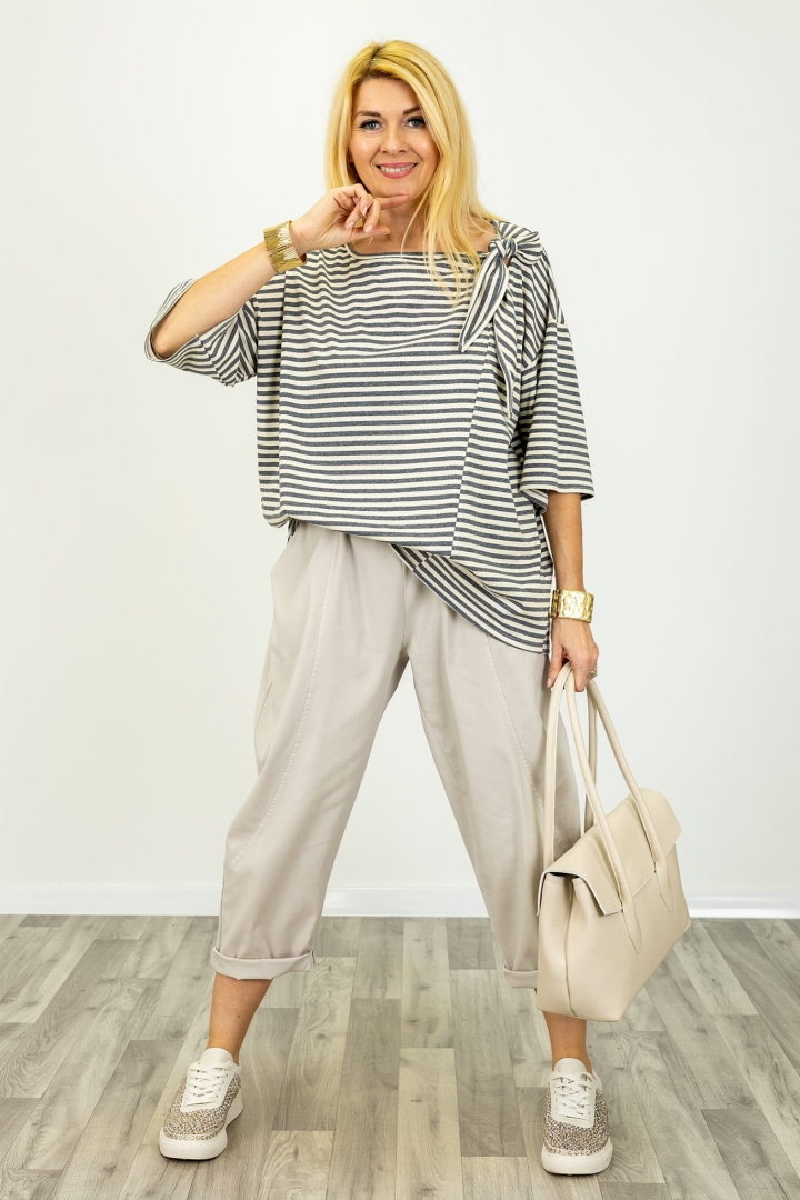 Bluzka Argentario oversize beż z grafitem w paski z asymetrycznym przeszyciem z przodu