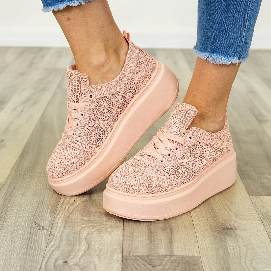 Damskie sneakersy ażurowe Noli na platformie – Kolor pudrowy różowy