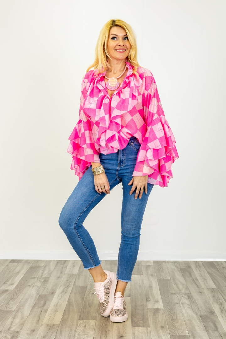 Bluzka Bettona w romby różowa, oversize, zapinana na guziki z warstwowymi rękawami