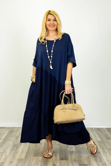 Sukienka maxi oversize asymetryczna z falbaną i kieszeniami Agerola granatowa plus size