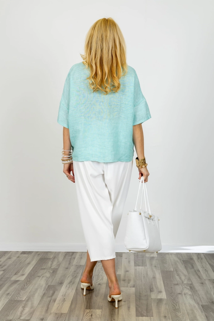 Bluzka oversize Corsico lniana miętowa z dekoracyjną aplikacją kwiatową