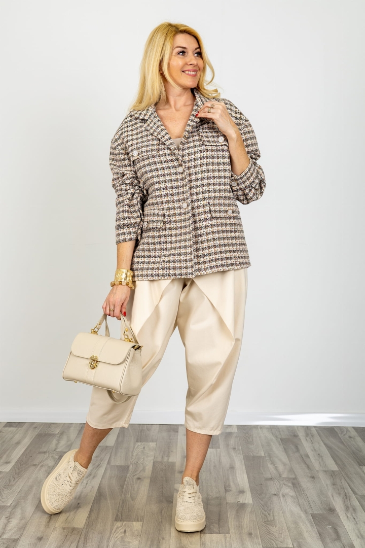 Żakiet damski tweedowy w kratę zapinany na guziki elegancki krótki fason z imitacją kieszeni Appiano multikolor z czarnym