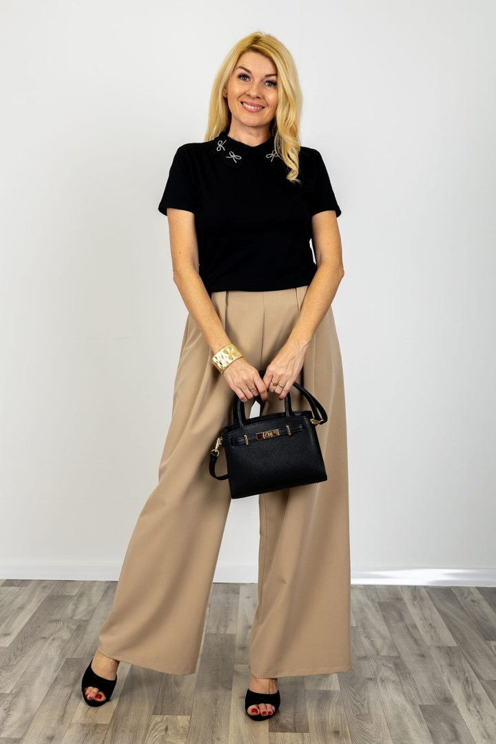 T-shirt z dekoracyjnym ażurowym kołnierzykiem bluzka z krótkim rękawem Cellenonuovo czarna