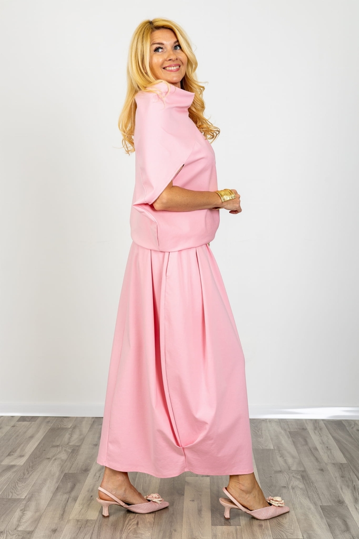 Pudrowy róż spódnica maxi Buonconvento z kieszeniami zakładkami i gumką w pasie fason swobodny