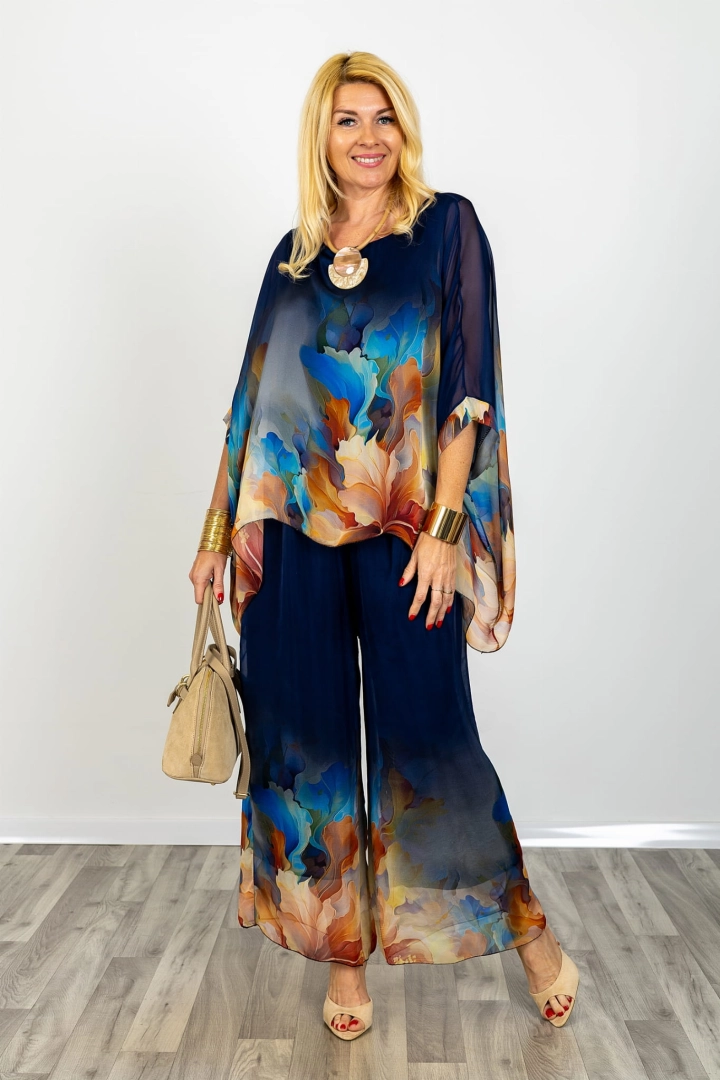 Bluzka mega oversize z rękawem kimono Grottammare okrągłym dekoltem print abstrakcyjne kwiaty mgiełka półtransparentna granatowa
