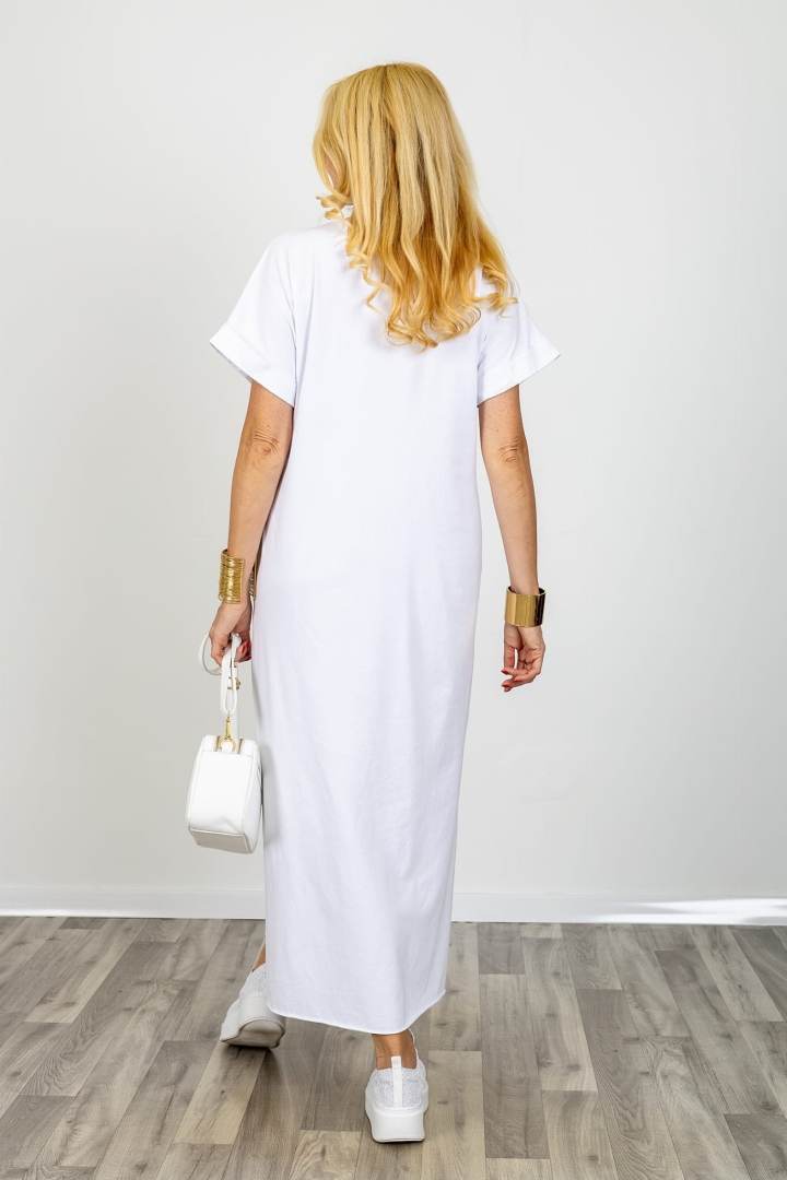 Biała sukienka damska maxi oversize kieszenie dekolt V krótki rękaw luźna t shirt styl Olivetolucano