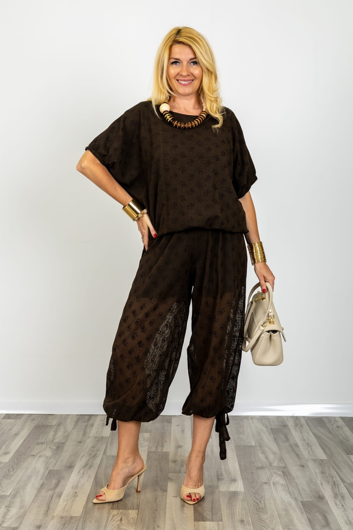 Bluzka z krótkim rękawem Palmiano brązowa z okrągłym dekoltem w drobne kwiaty ze ściągaczami