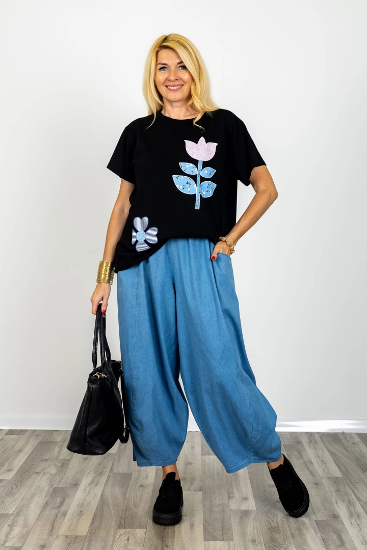 T-shirt damski czarny Irsina oversize nadruk kwiatowy krótki rękaw okrągły dekolt