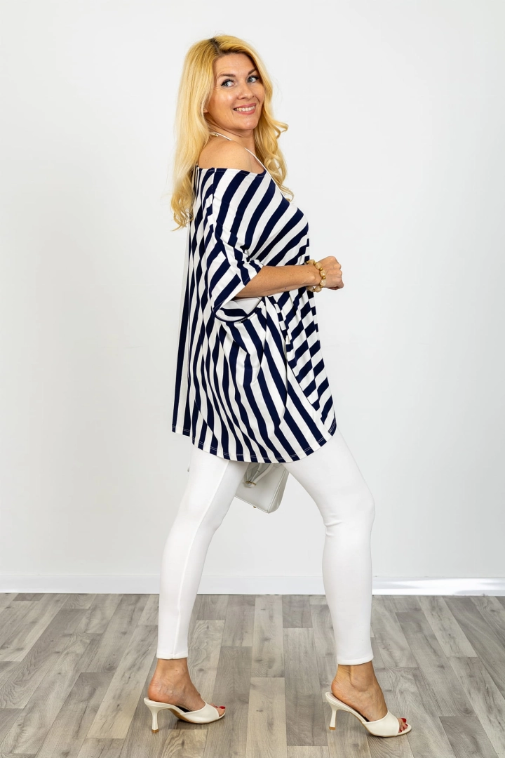 Tunika w paski Osnago biała z granatowym fason mega oversize asymetryczna rękaw kimono