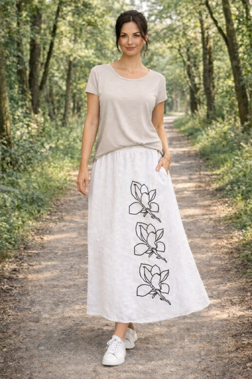 biała spódnica maxi lniana oversize z kieszeniami kwiatowy print Pinetamara na gumce