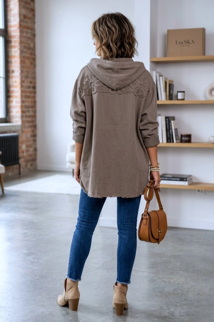 kurtka damska jeansowa fango oversize Vallecorsa z haftem i kapturem casual miejski styl