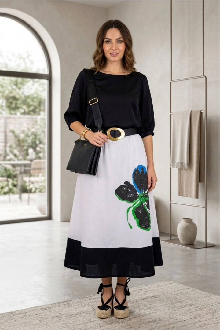 Spódnica maxi na gumce z kieszeniami kwiatowy print i kontrastowy dół Basilicata biała 