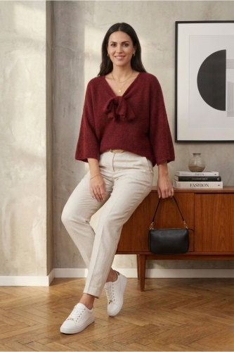 Sweter damski czerwony wiśniowy oversize z kokardą przy dekolcie Molinello