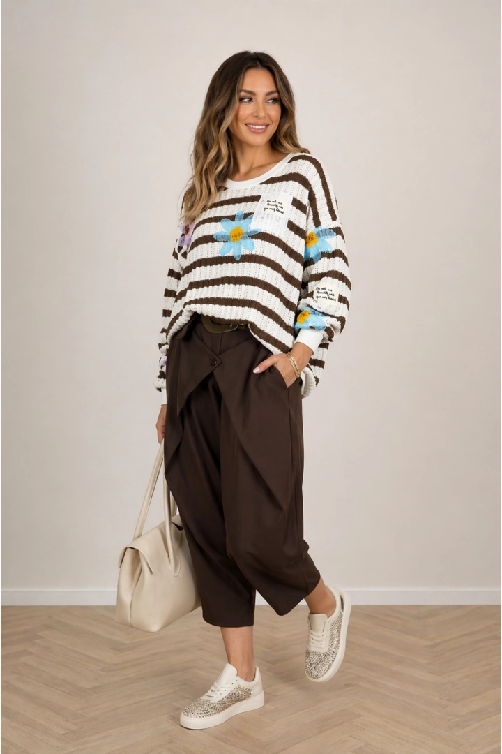 Bluzka damska ażurowa Brittoli ecru brąz paski długi rękaw okrągły dekolt kwiaty kieszonka