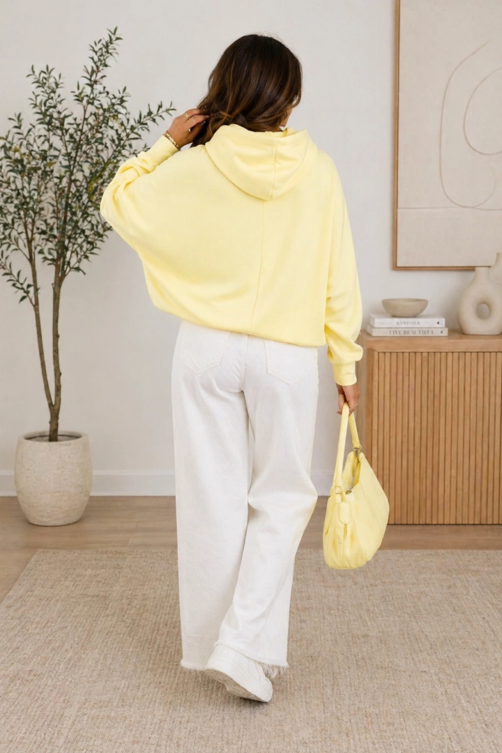 Bluza damska pastelowo żółta z kapturem oversize jeansowa aplikacja kimono Controguerra