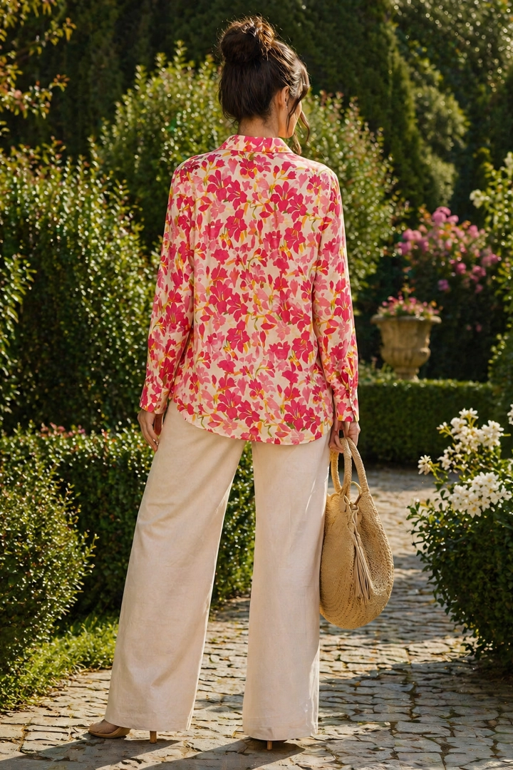 Koszula w kwiaty Cicilianoa beżowa z fuksją oversize z długim rękawem i kołnierzykiem